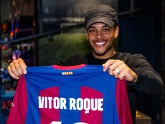 A Barcelona star is mentoring Vitor Roque during his initial days at the team.