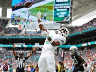 Dolphins' Jonnu Smith Makes History with Impressive Performance