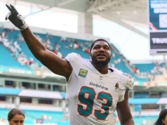 DT Calais Campbell Sounds Alarm to Dolphins Teammates After Raiders Win