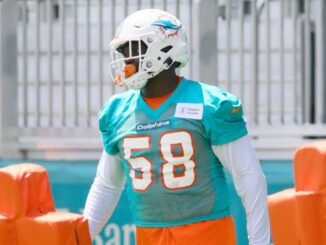 SHOCKING TWIST! Mike McDaniel Left SPEECHLESS by Shaq Barrett's Bombshell Decision - What's Next for the Dolphins?