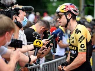 Wout van Aert tevreden met seizoensopener veldrijden Azencross Loenhout: "Jammer, want een tweede of derde plek was nog mogelijk"