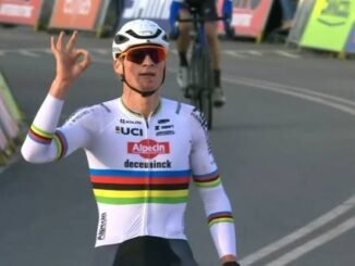 Mathieu van Der Poel stormt naar overwinning in Azencross Loenhout terwijl Wout van Aert worstelt bij terugkeer